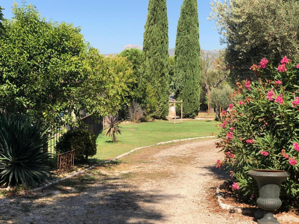 Authentique mas provençal Gémenos Vila Exterior foto